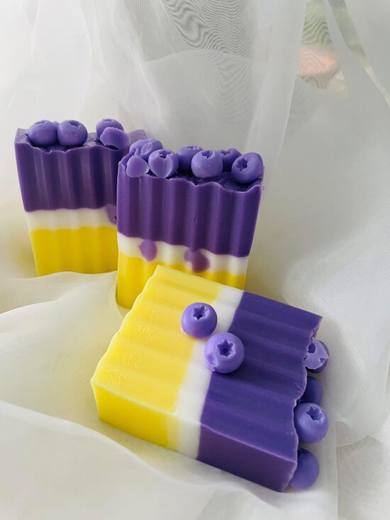 Citromos Áfonyás pite szappan